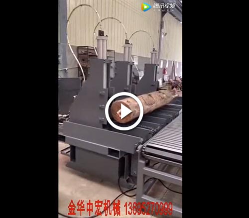 自动翻转夹料跑车锯